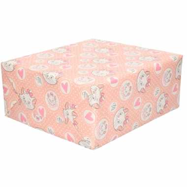 1x rollen inpakpapier/cadeaupapier disney aristokatten marie met hartjes 200 x 70 cm roze