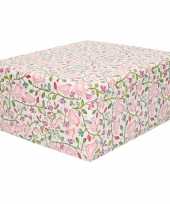 1x inpakpapier cadeaupapier creme met roze vogeltjes en bloemetjes 200 x 70 cm