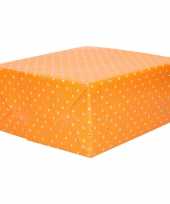 1x inpakpapier cadeaupapier oranje met gekleurde stippen motief 200 x 70 cm rol