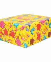 1x inpakpapier kinder verjaardag geel met gekleurde monsters 200 x 70 cm