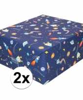 2x inpakpapier cadeaupapier donkerblauw raketten 200 x 70 cm rol
