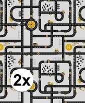 2x inpakpapier cadeaupapier wegen speelkleed 200 x 70 cm