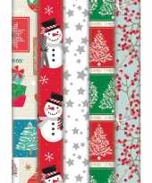 Pakket van 5x rollen kerst inpakpapier cadeaupapier diverse prints 2 x 0 7 meter