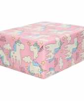 Rollen inpakpapier cadeaupapier roze met eenhoorn figuren 200 x 70 cm
